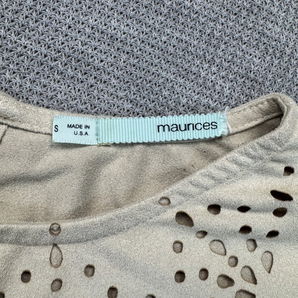 Maurices Womens Beige Tan Eyelet Blouse Short Dolman Sleeves Keyhole Size Small - Picture 5 of 15